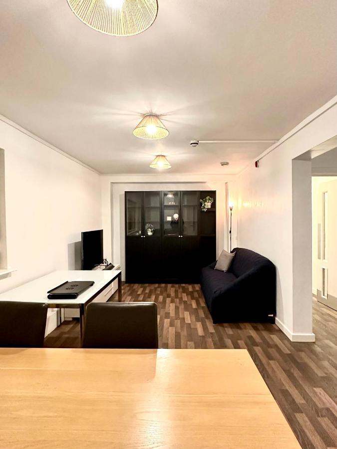 Ferienwohnung Bright, Warm & Cozy House In Harpurhey Manchester Exterior foto