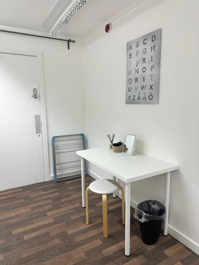 Ferienwohnung Bright, Warm & Cozy House In Harpurhey Manchester Exterior foto